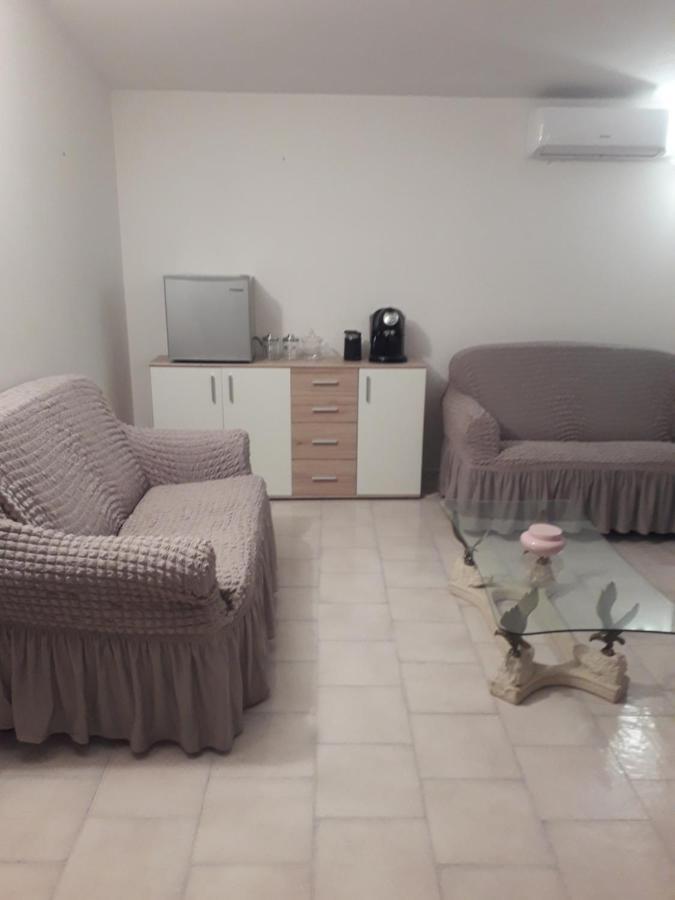 B&B Nuraghes Olbia Buitenkant foto
